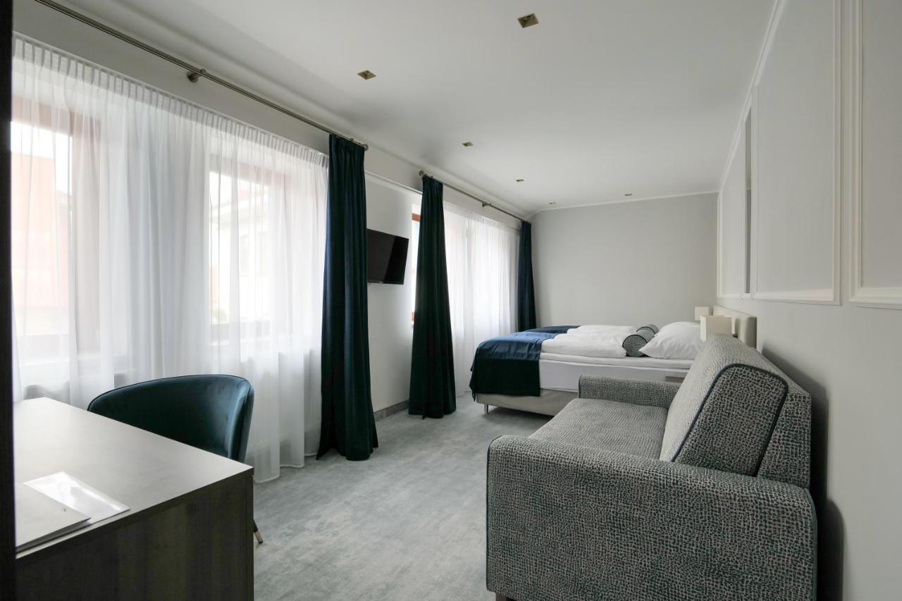 Hotel Zlata Hvezda リトミシュル エクステリア 写真