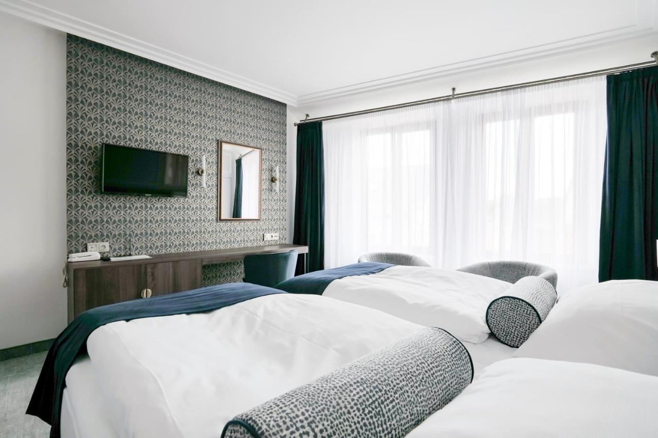 Hotel Zlata Hvezda リトミシュル エクステリア 写真