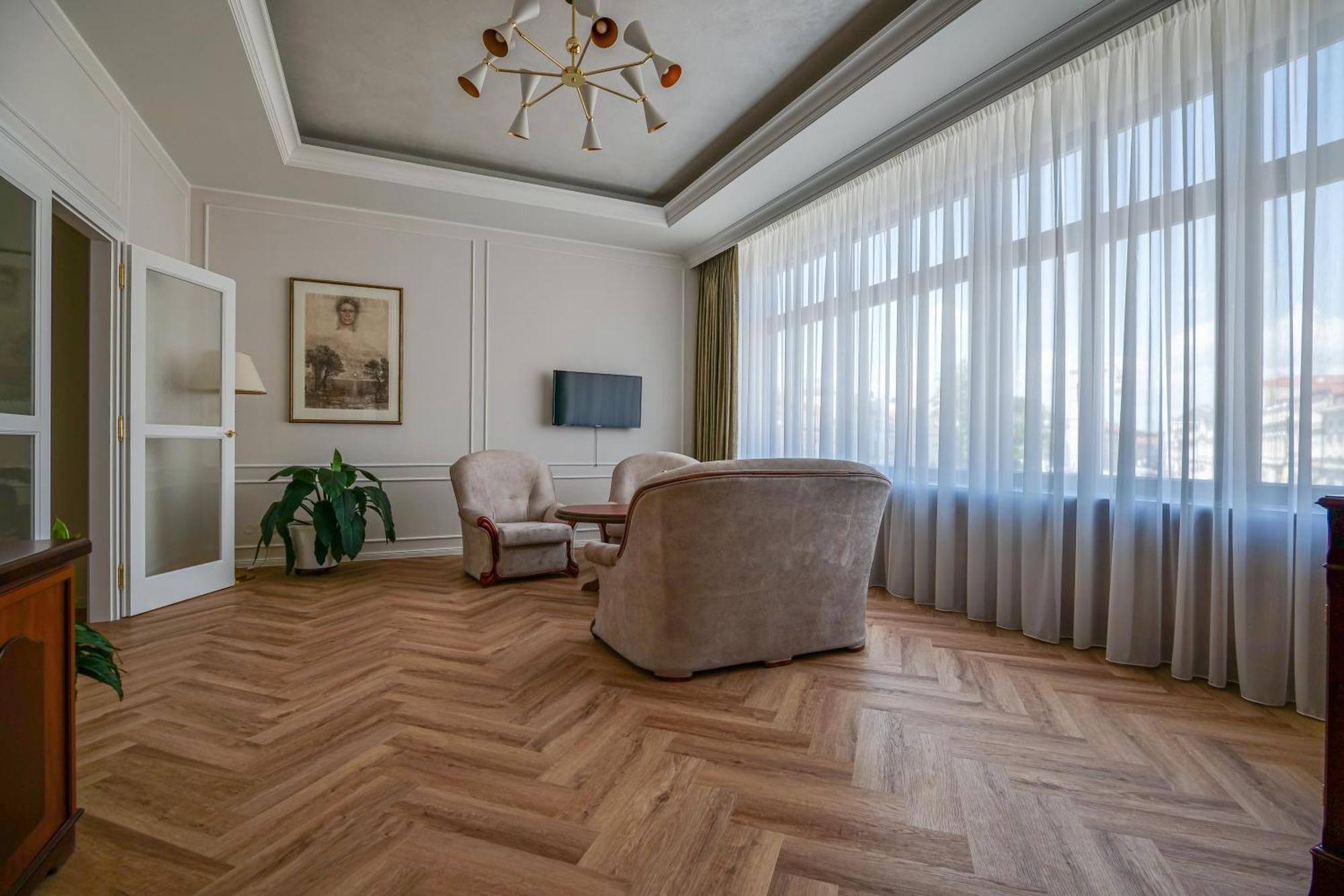 Hotel Zlata Hvezda リトミシュル エクステリア 写真