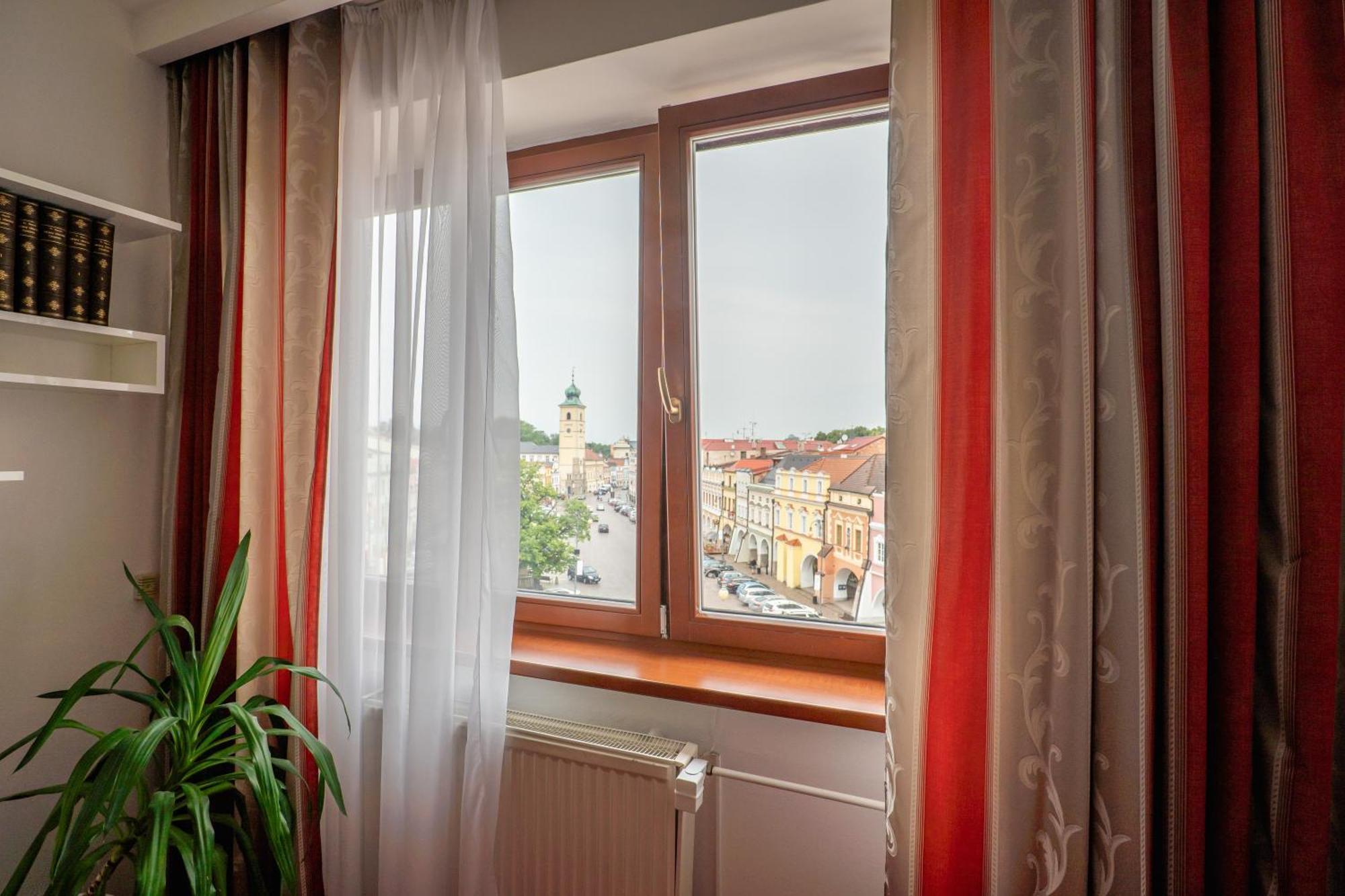 Hotel Zlata Hvezda リトミシュル エクステリア 写真